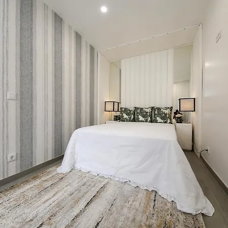 Dina House Avo Mariana Апартаменты Назаре