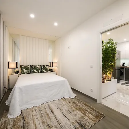 Dina House Avo Mariana * Назаре