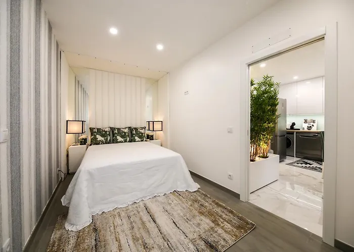 Dina House Avo Mariana * Ναζαρέ
